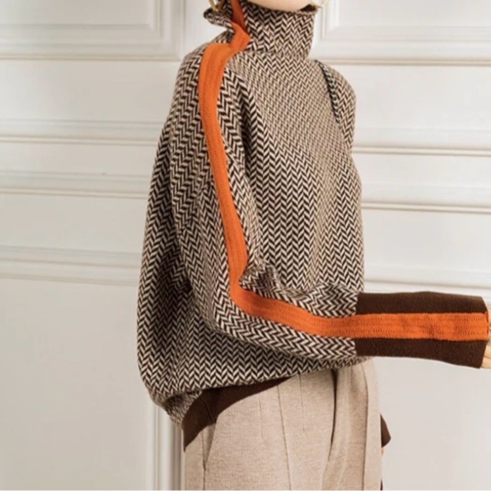 Chevron Pattern Turtleneck Sweater in Brown and Orange